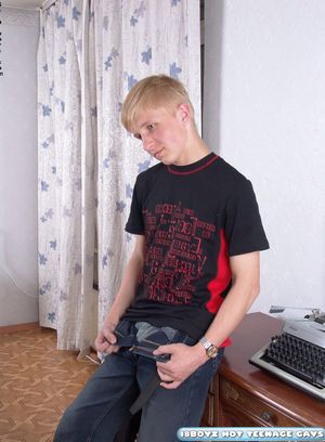 Sexy Twink Max-103