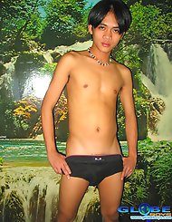 GlobeBoys free twink gallery featuring Asian...