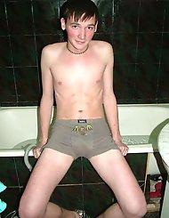 Brown-haired sexgod dude shows off his perfect...